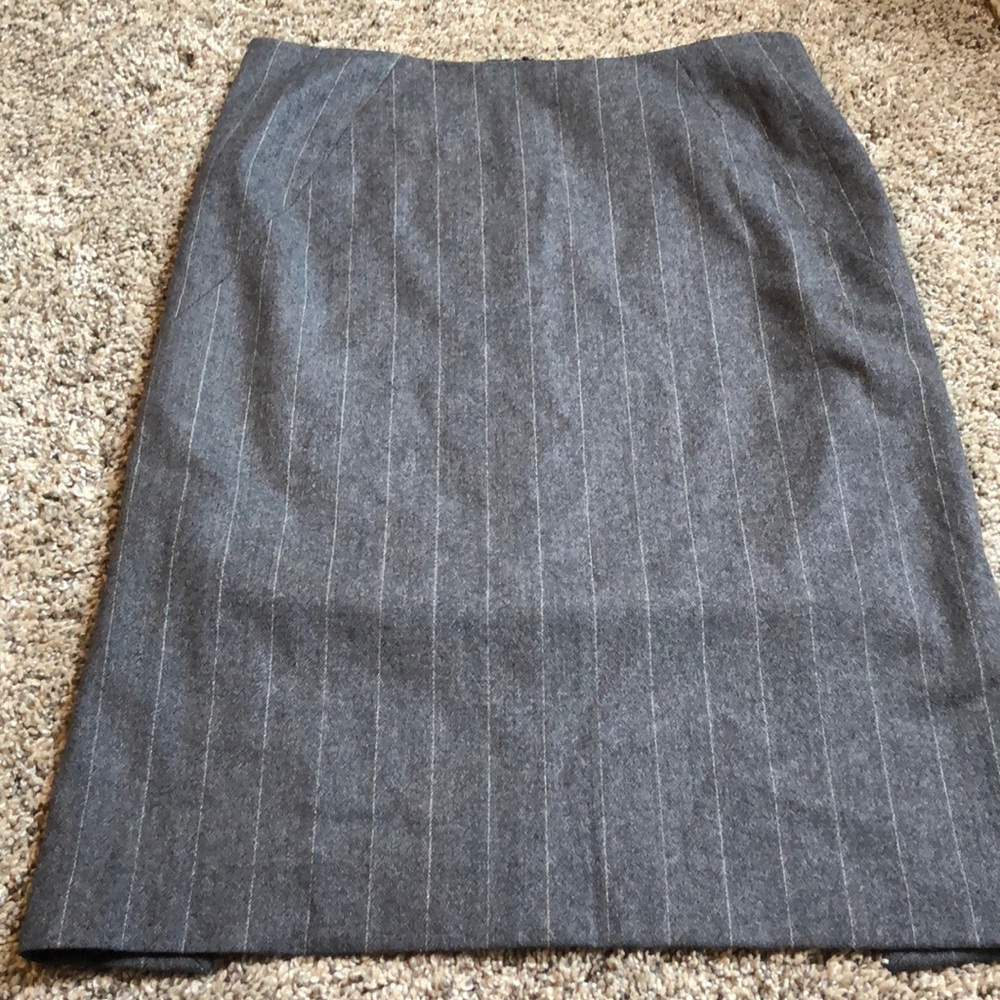 Theory wool skirt (grey pinstripe)
